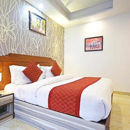 Hotel The Best Near Delhi Airport New Delhi Exterior photo